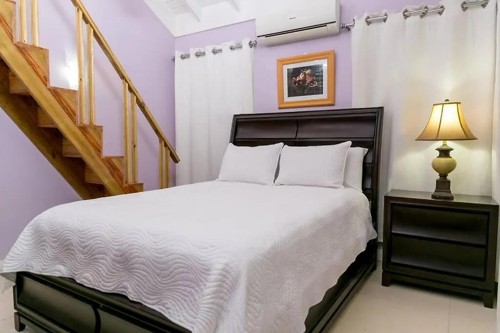 Choose To Be Happy At The Palms, Richmond Estates - Three Bedrooms With Pool Banks Villa