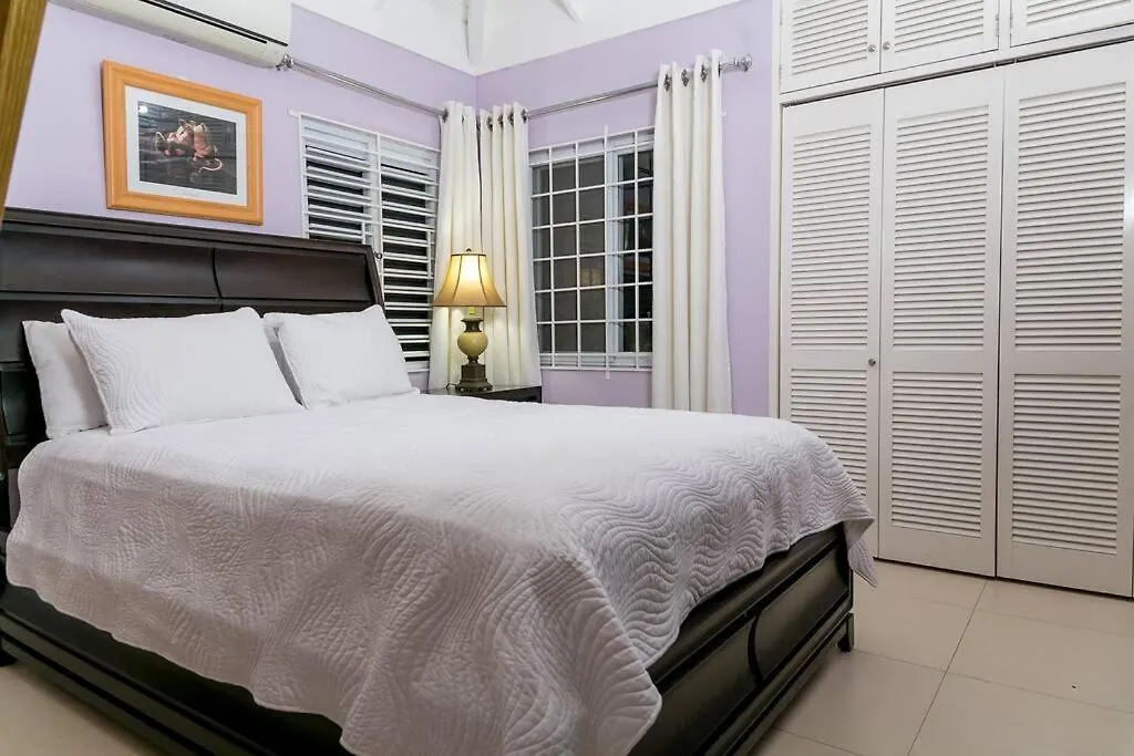 Choose To Be Happy At The Palms, Richmond Estates - Three Bedrooms With Pool Banks Villa